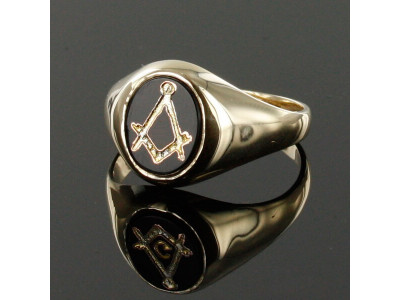 Masonic Ring - Onyx Set - Square and Compass Hallmarked 9ct Gold 