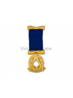 Past Master No. 2 style Breast  Jewel available in Base Metal or Silver - (Gold) Gilt - SCOTTISH MASON