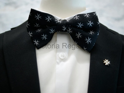 Masonic Bow Tie with Maltese Cross Pattern - English Constitution