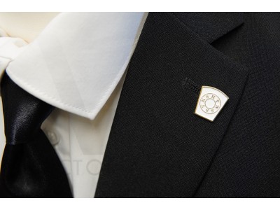White Mark Masonic Freemasons Lapel Pin - Large